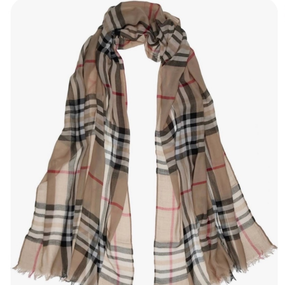 Authentic barberry scarf